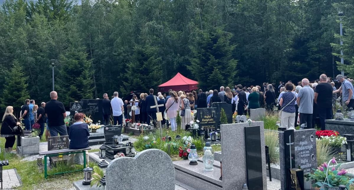 Karpacz pożegnał Bogdana Malinowskiego. Ostatnia droga wieloletniego burmistrza miasta