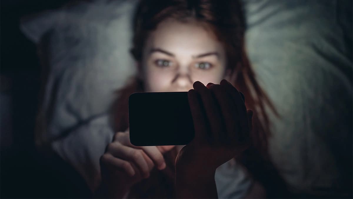 Po północy koniec zabawy. Social media dostaną godzinę policyjnąAktualizacja: