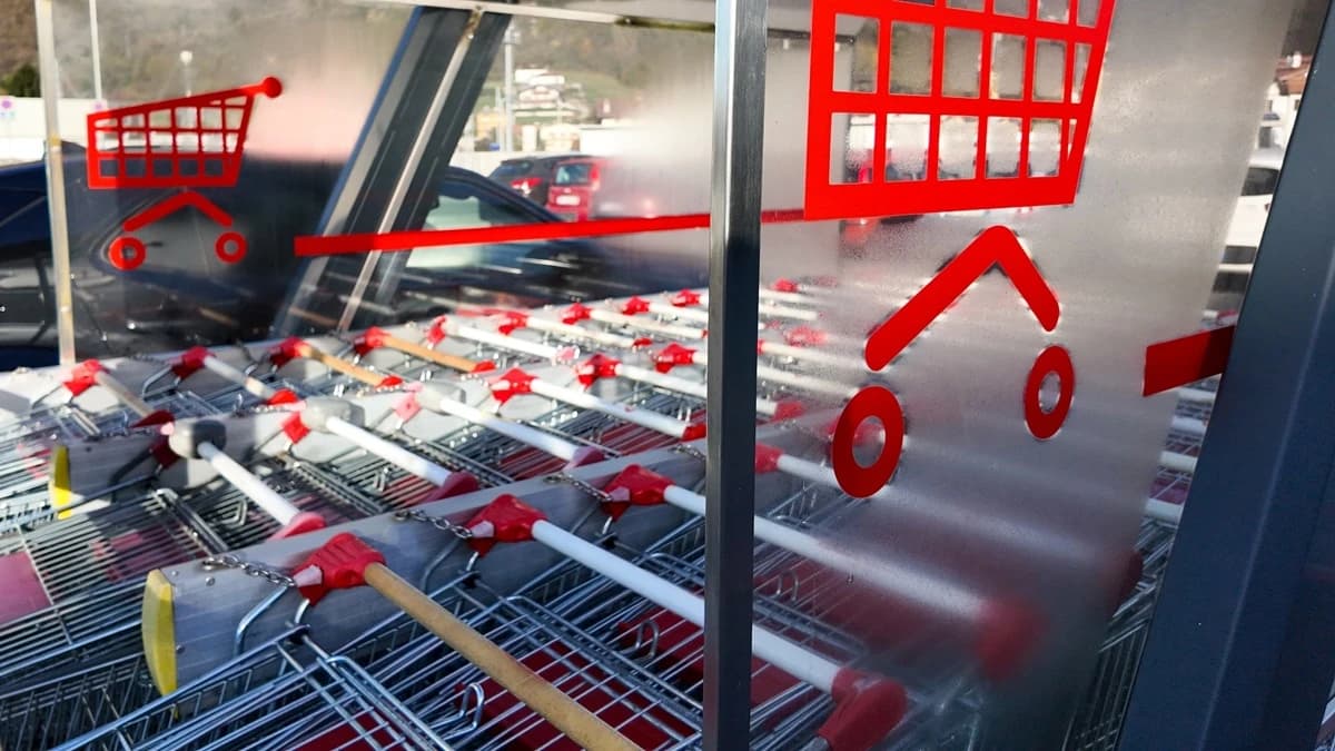 Wierzyłem, że wolne niedziele wyleczą nas z zakupowego obłędu. Byłem naiwniakiem