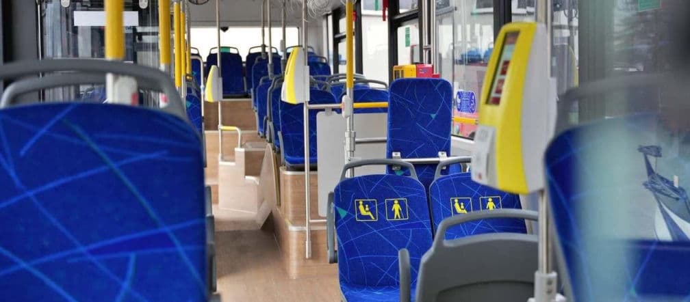 Uderzył 15-latka i wyrzucił z autobusu