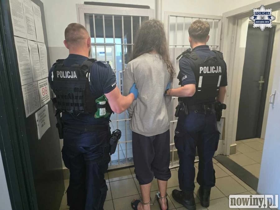 Atak nożownika w szpitalu. 19-latek z Jastrzębia-Zdroju z zarzutami usiłowania zabójstwa 4 osób