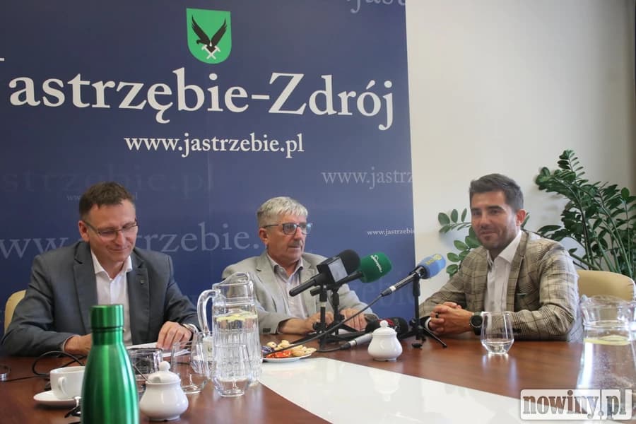 Prezydent Urgoł o inwestycji w centrum przesiadkowe i zespole ds. bezpieczeństwa placówek publicznych [ZDJĘCIA, WIDEO]