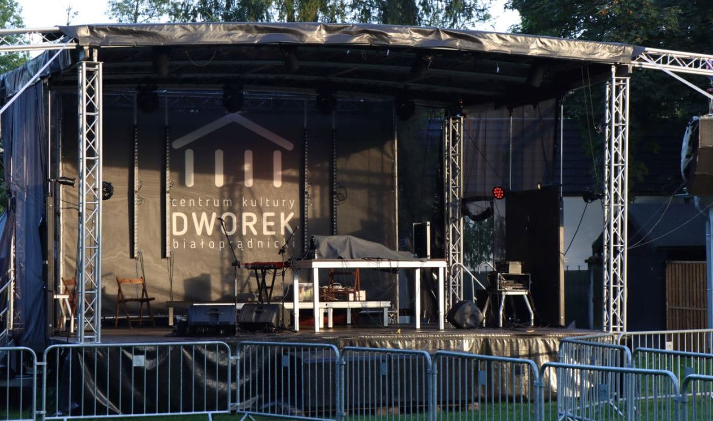 Stuhralia w Krakowie. Wstęp wolny na wydarzenie w Dworku Białoprądnickim