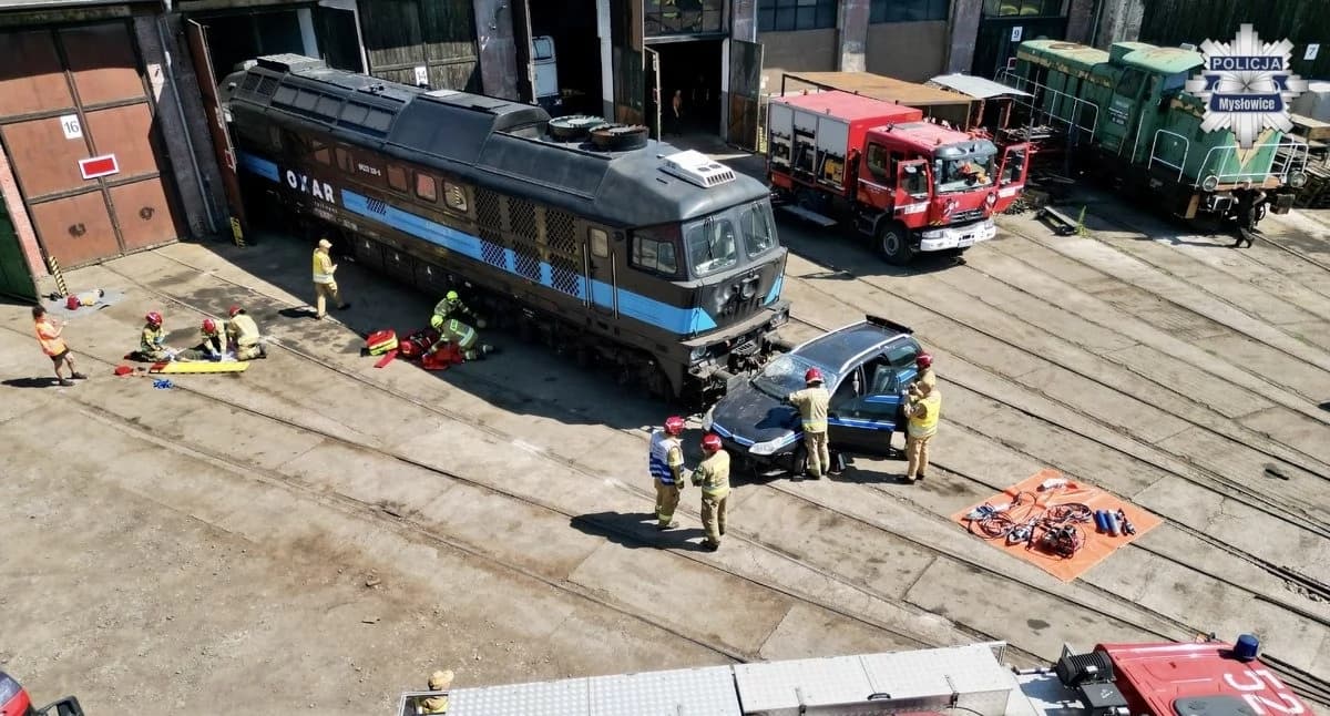 Katastrofa na torach, ranni i ładunek wybuchowy. Wspólne ćwiczenia służb w Mysłowicach