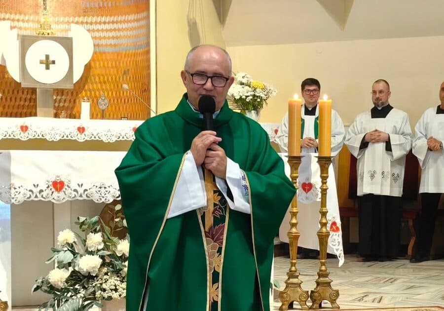 Wierni z parafii św. Piotra Apostoła w Ciechanowie pożegnali proboszcza