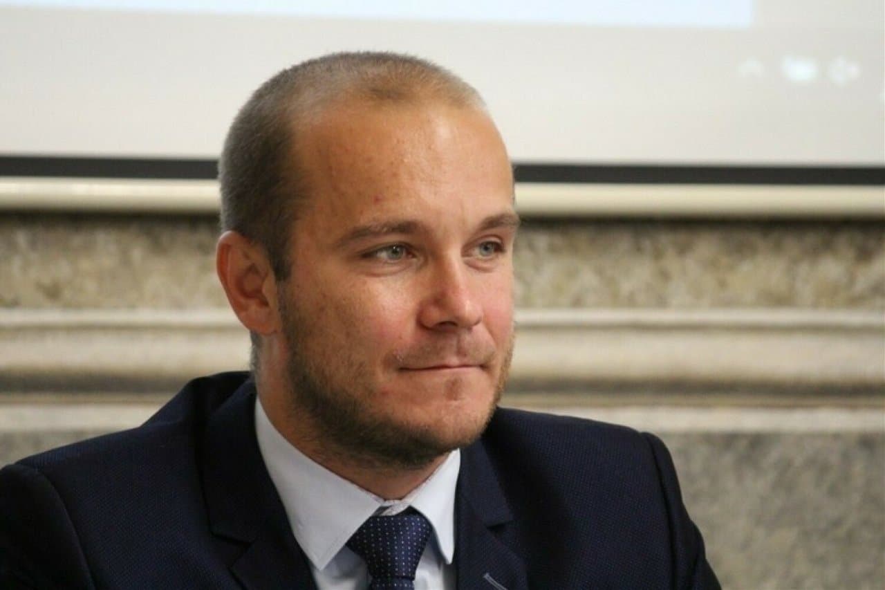 Radny pyta prezydenta: czy realny jest powrót tematu drogi przez osiedla w mieście?