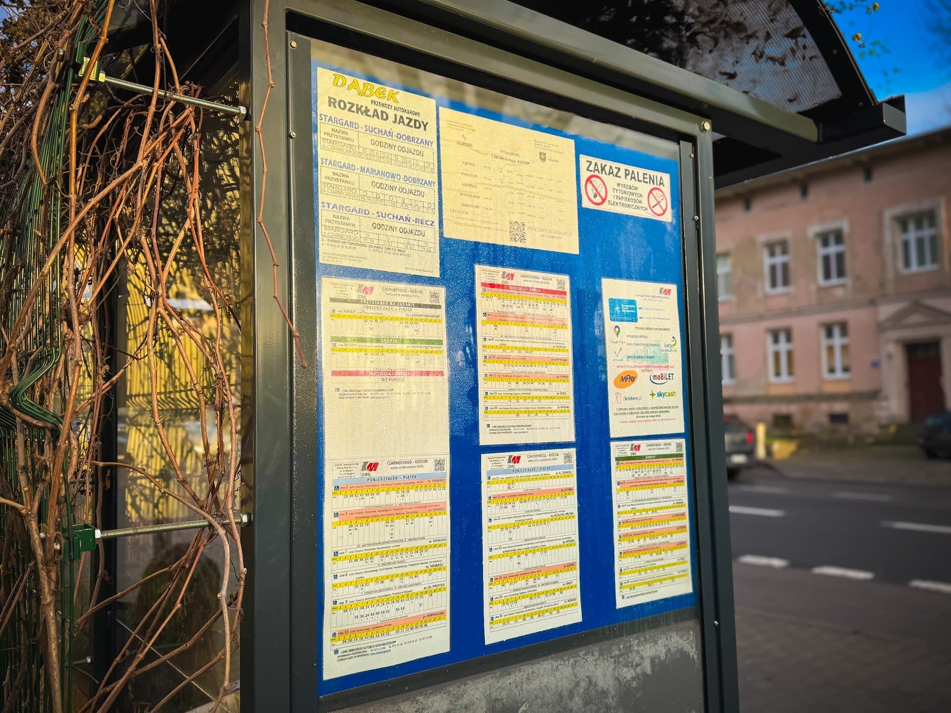 Nowoczesna komunikacja miejska w Stargardzie – kody QR na przystankach