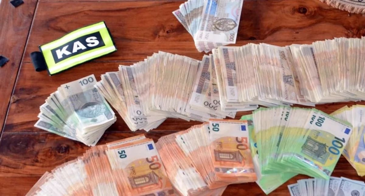 Dzisiaj Wielki nalot KAS i policji! Rozbito gang f…