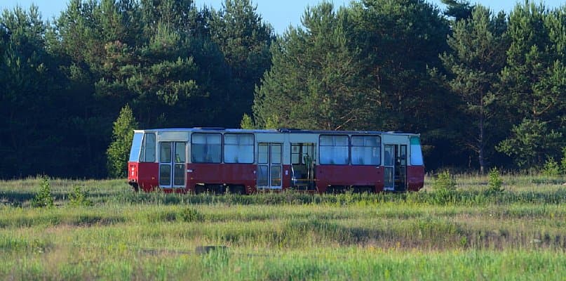 Eksplozje, dym i tramwaje na poligonie