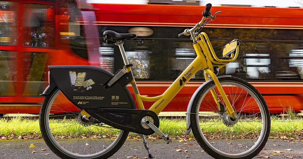 Śląsk inwestuje setki milionów w nowoczesny transport. A Chorzów? Miasto nadal stoi w korkach i czeka na otwarcie estakady