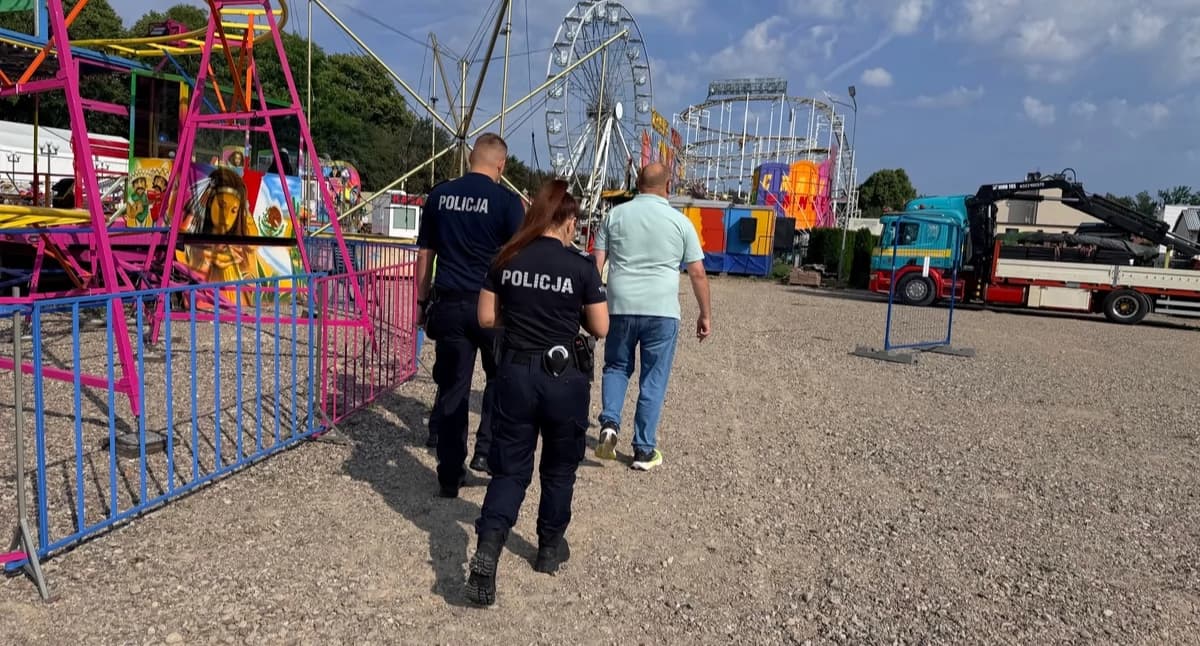 Dzisiaj Policjanci sprawdzili sezonowe lunaparki. …