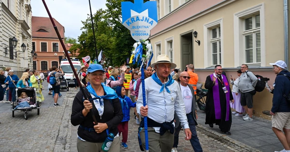Prawie pół tysiąca pątników wyruszyło z Bydgoszczy na Jasną Górę