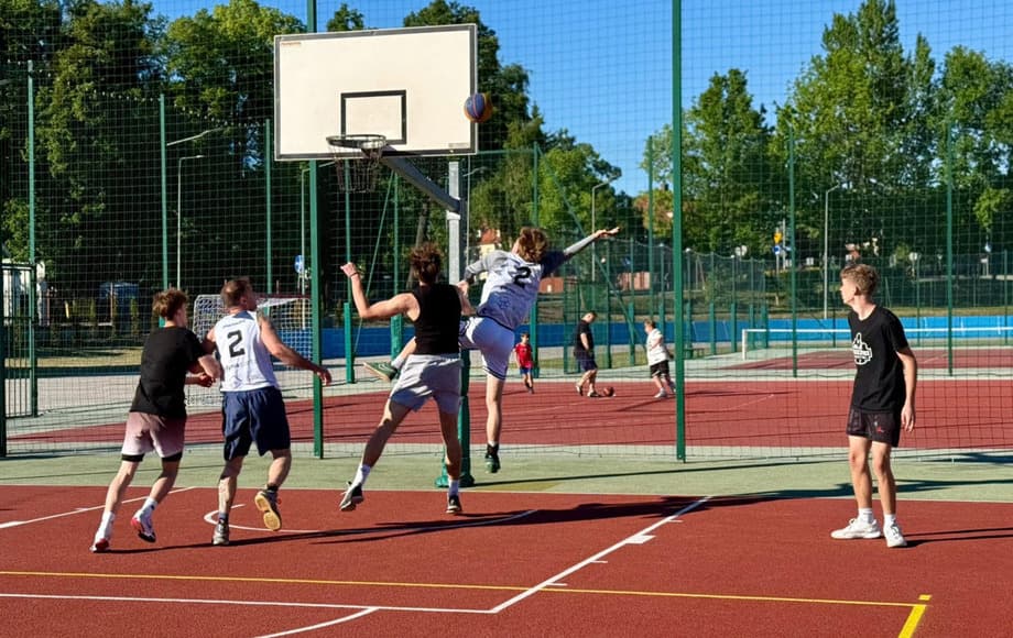 Koszykówka wraca na Kalbar. Już 24 czerwca kolejny turniej 3x3 Szybka gra, efektowne akcje i sportowe emocje pod gołym niebem – już 24 czerwca Kalbar ponownie...
