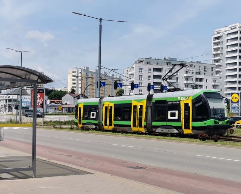 Paraliż komunikacyjny w mieście. Upały i seria awarii unieruchomiły wszystkie tramwaje