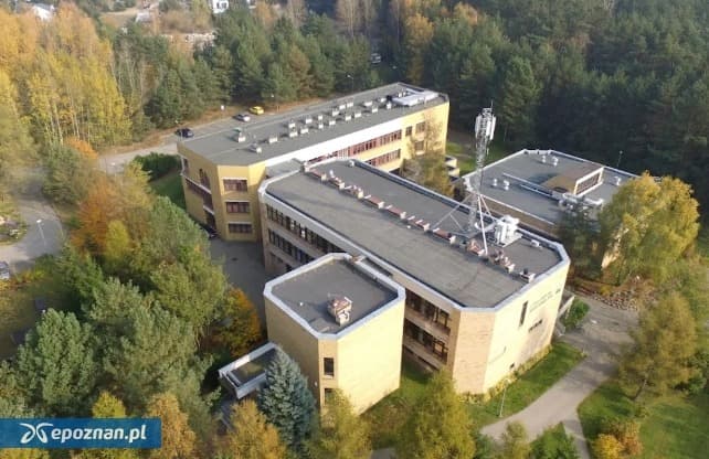 Wybuch w trakcie zajęć na UAM. Studentka poparzona kwasem