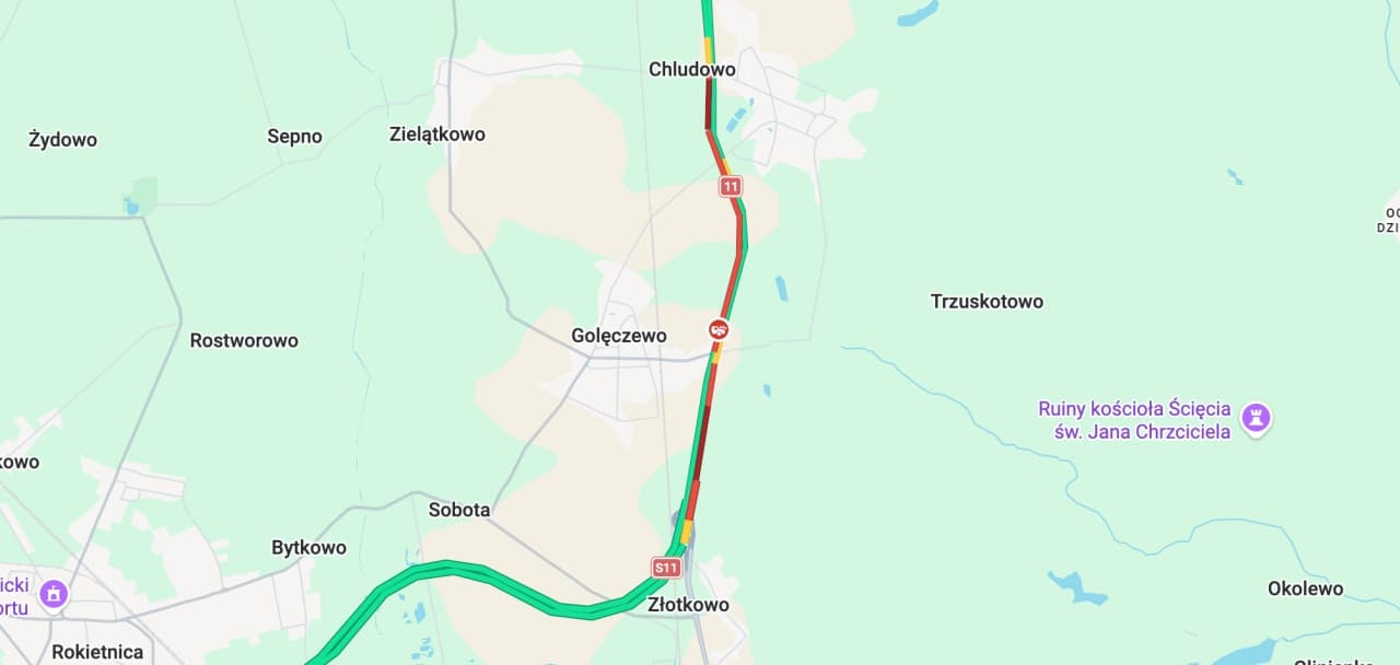 Pożar auta na krajowej "jedenastce" pod Poznaniem. Duże korki!