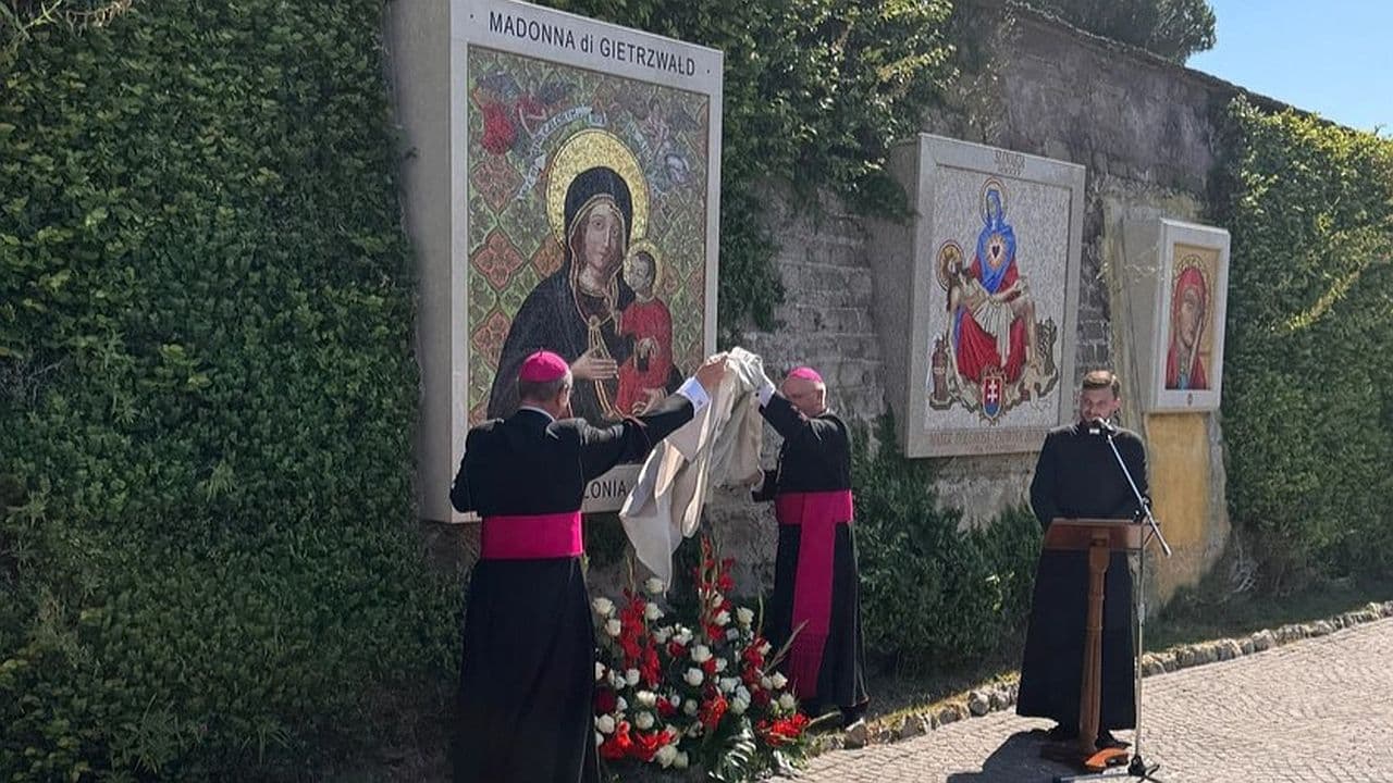 Przewodniczący KEP w Ogrodach Watykańskich: Dziś Gietrzwałd przychodzi do Watykanu