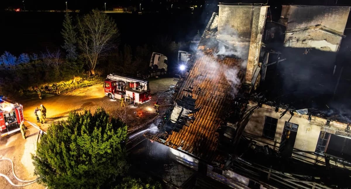 Pożar domu w Sedrankach. W akcji 61 strażaków