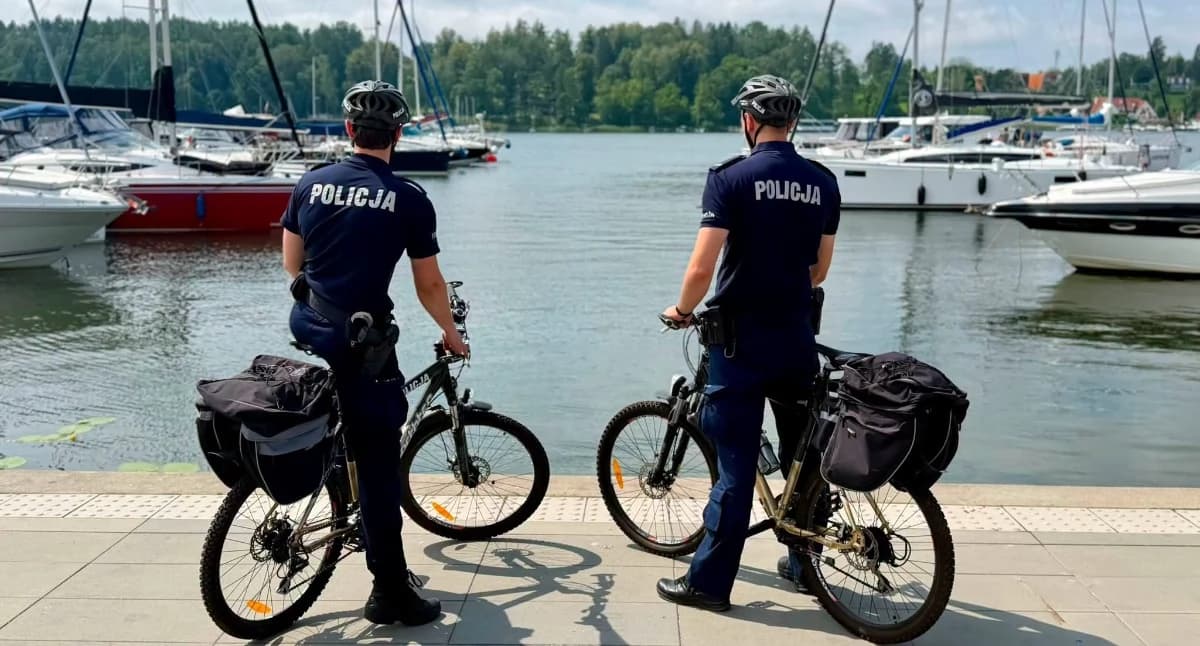 Patrole rowerowe w Mikołajkach