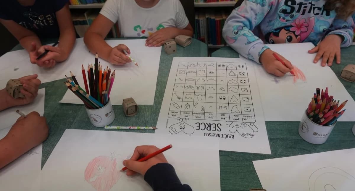 Wakacje w Filii Bibliotecznej w Grabowie rozpoczęte!