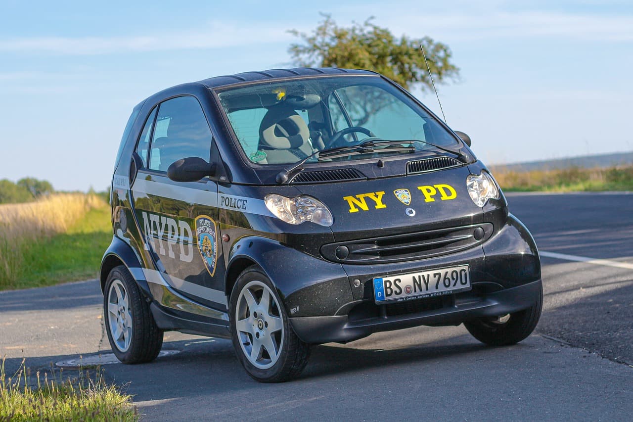 Mieszkańcy Józefowa rozmawiają z Policją o bezpieczeństwie w mieście