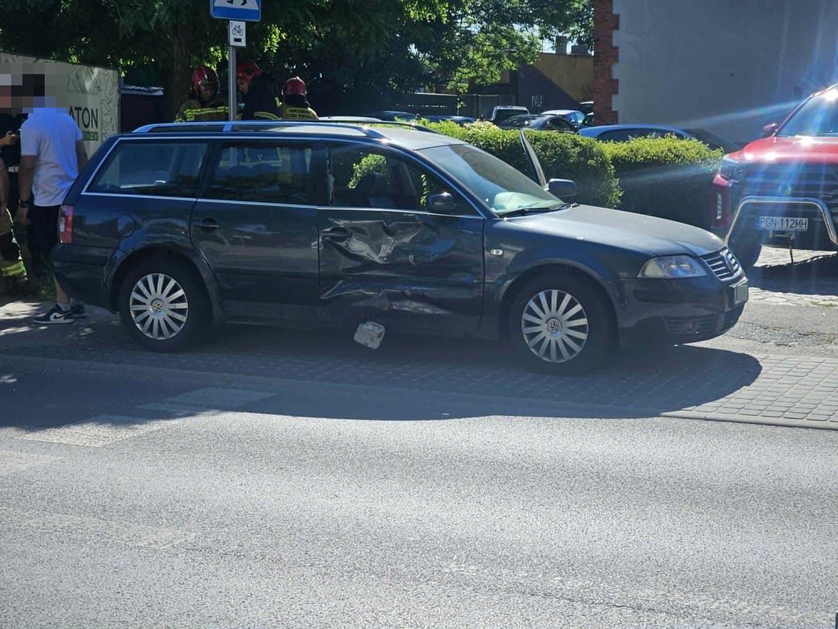 Zderzenie na skrzyżowaniu ul. Chrobrego i Pocztowej