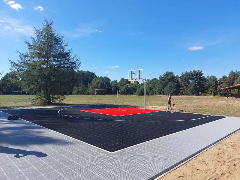 Pieniądze na bazę sportową. Kto dostał?