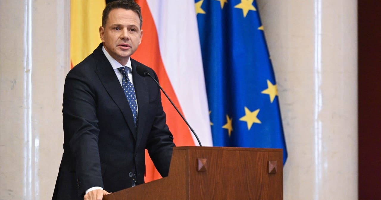 🇵🇱 PolskaWarszawscy radni podjęli decyzję. Wiadomo, co z wotum dla TrzaskowskiegoInteria Fakty·39 min temu↗