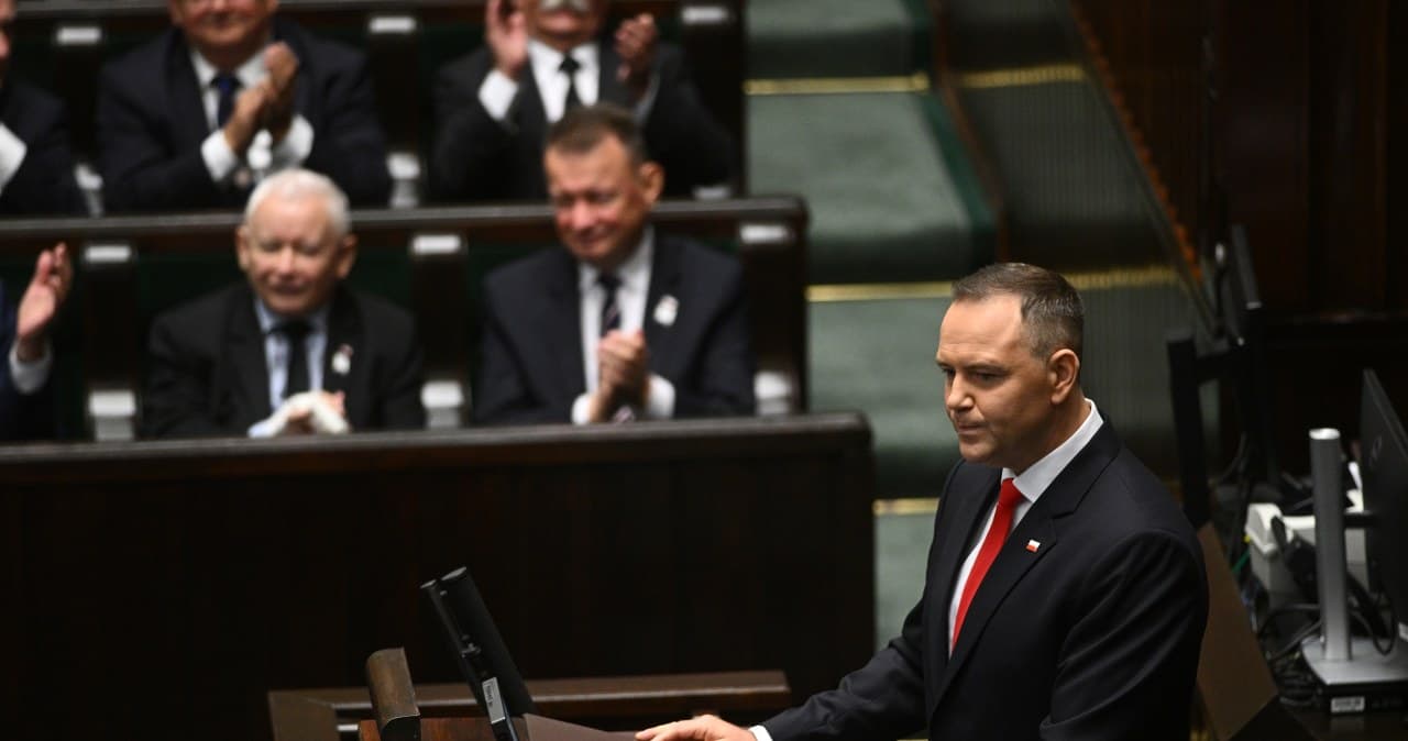 Prezydent Nawrocki wie dokąd idzie. A czy PiS wie?