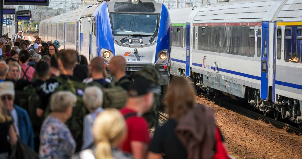 Paraliż na kolei. PKP Intercity wydało komunikat, odwołano 21 pociągów