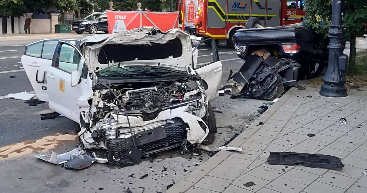 Tragedia w Lublinie. Kierowca stracił panowanie nad autem, jest ofiara