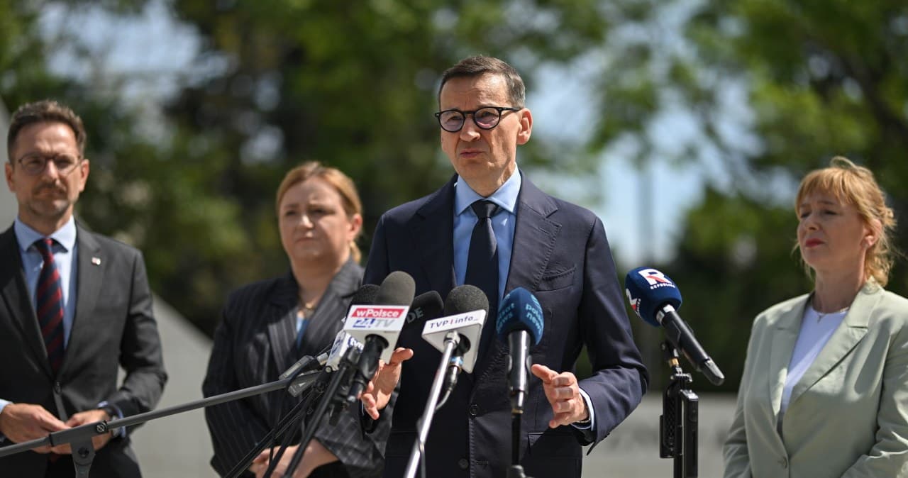 Morawiecki podjął decyzję, chodzi o ukraiński order. "Zrobię to za nich"