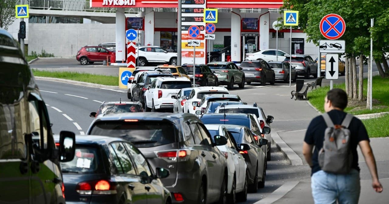 Sytuacja w Rosji wymyka się spod kontroli? Chaos i "bitwy" na stacjach
