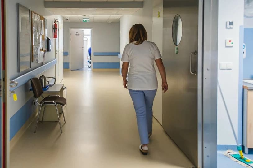 Doprowadzili szpital do ruiny. Zarabiali 26 tys. zł za godzinę