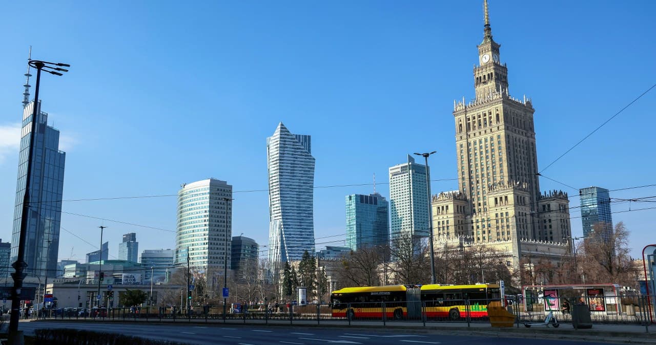Nowe informacje o zwolnieniu sygnalisty. Warszawski ZDM pokazał dokumenty