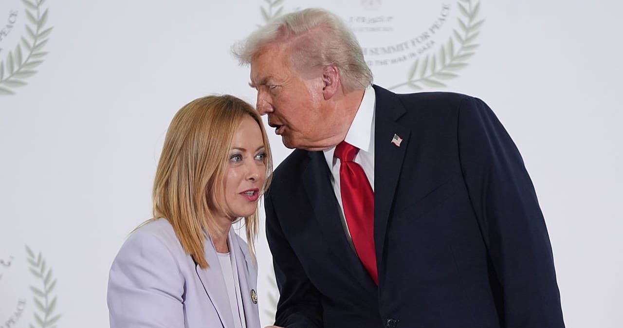 "Przekroczył granicę", "to nie koniec". Burza we Włoszech po wpisie Trumpa
