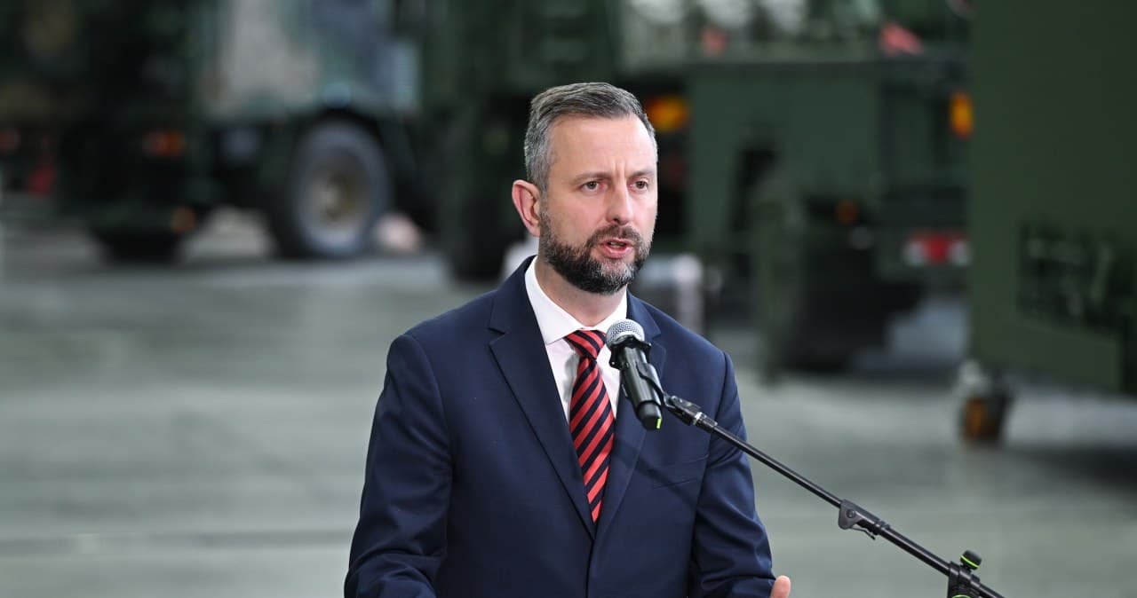 Polityczny spór o Patrioty. Szef MON grzmi o "odjechanej spirali głupoty"