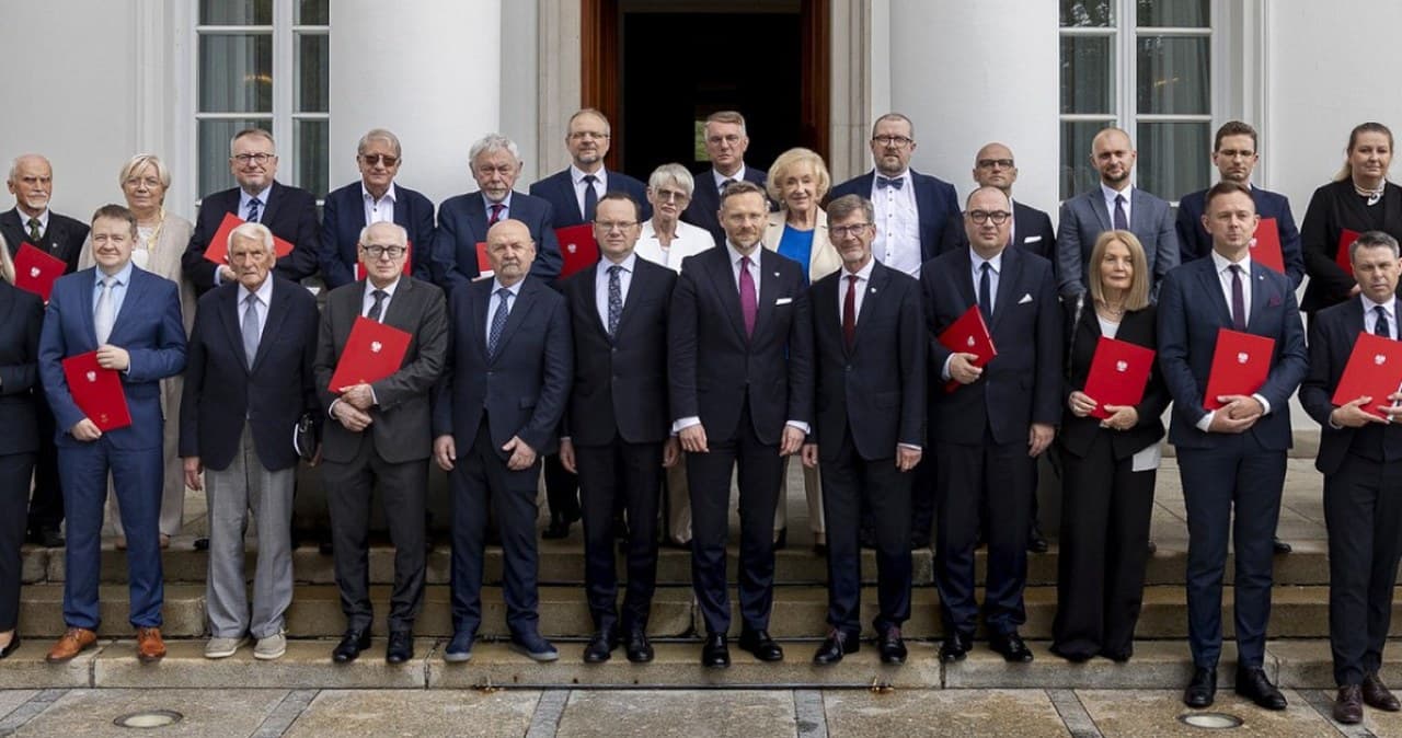Nowi członkowie rady przy prezydencie. Wśród nich znani politycy