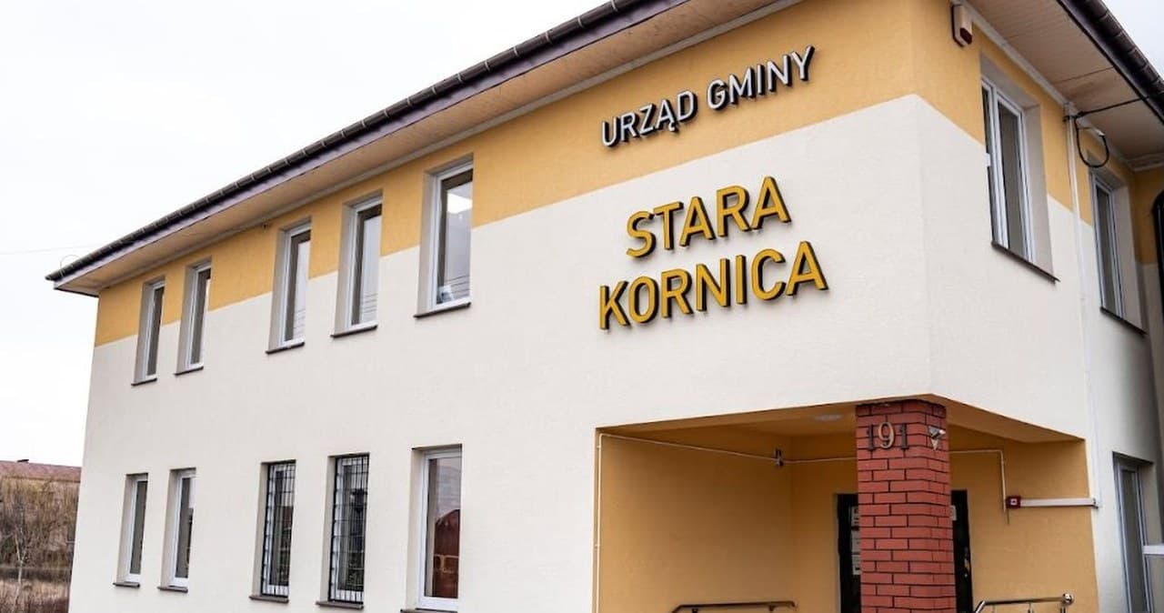 Zaatakował wójt Starej Kornicy. Nowe informacje ws. sprawcy