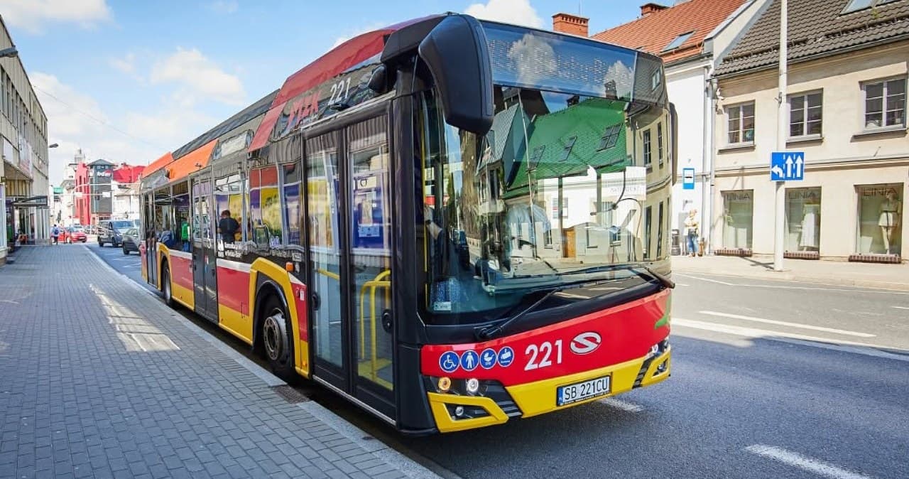 Zalew fałszywych informacji o ataku w autobusie. MZK stawia sprawę jasno