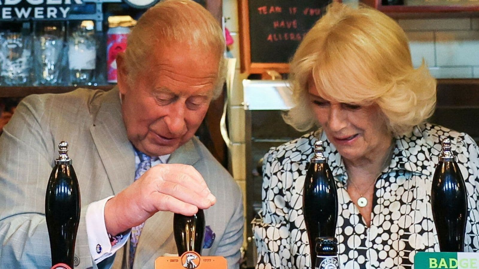 Camilla jest uzależniona? Zagraniczne tabloidy rozpisują się o rzekomych problemach żony Karola