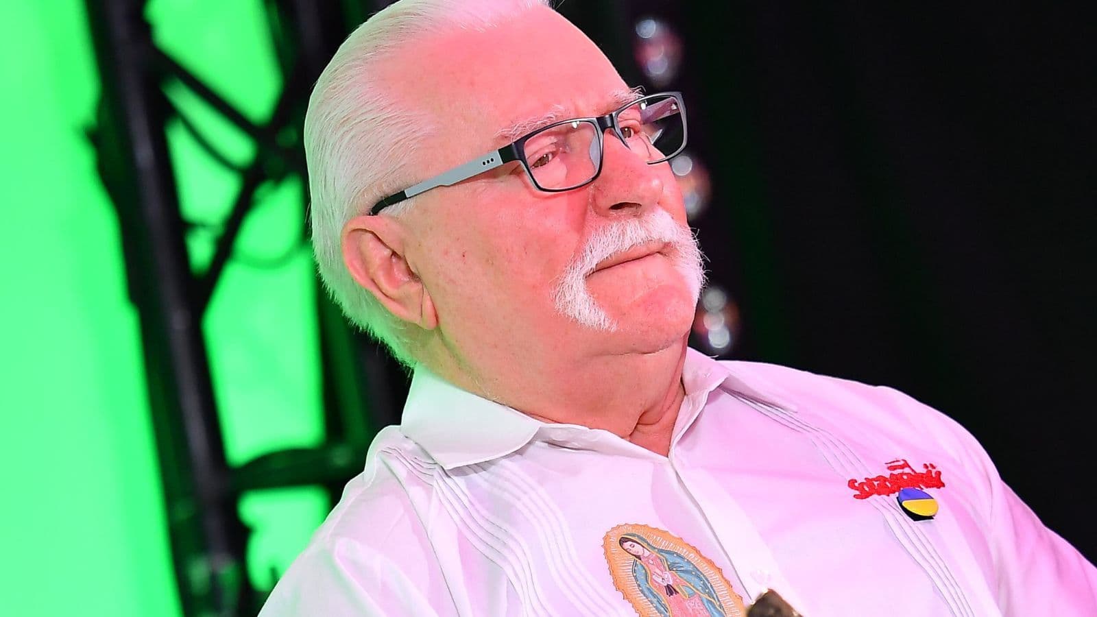 Lech Wałęsa narzeka na zbyt niską emeryturę. Wielu Polaków dostaje ledwie ułamek tej kwoty