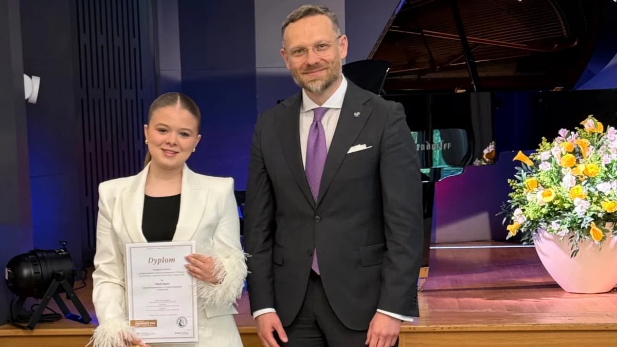 Nikola laureatką ogólnopolskiego konkursu - wystąpiła w Belwederze