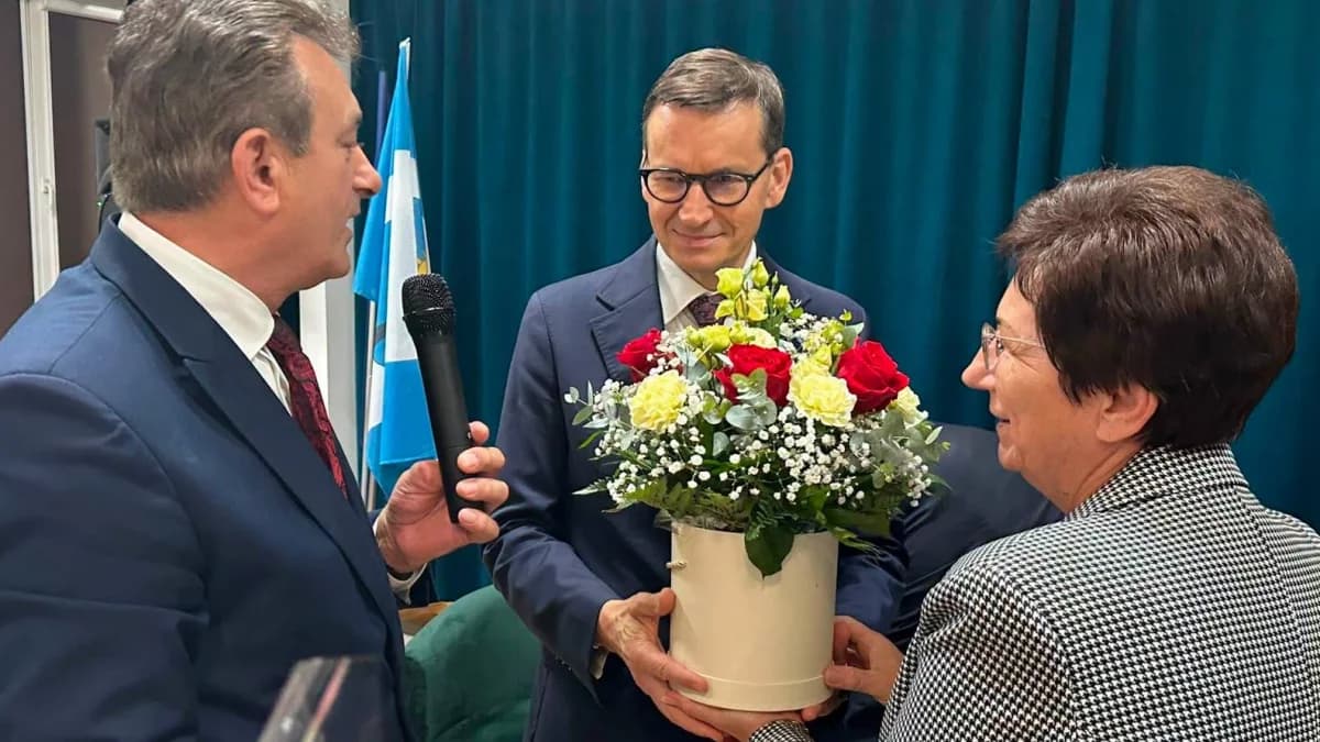 Morawiecki na Limanowszczyźnie. Samorządowcy dziękowali, posłowie obiecali powrót