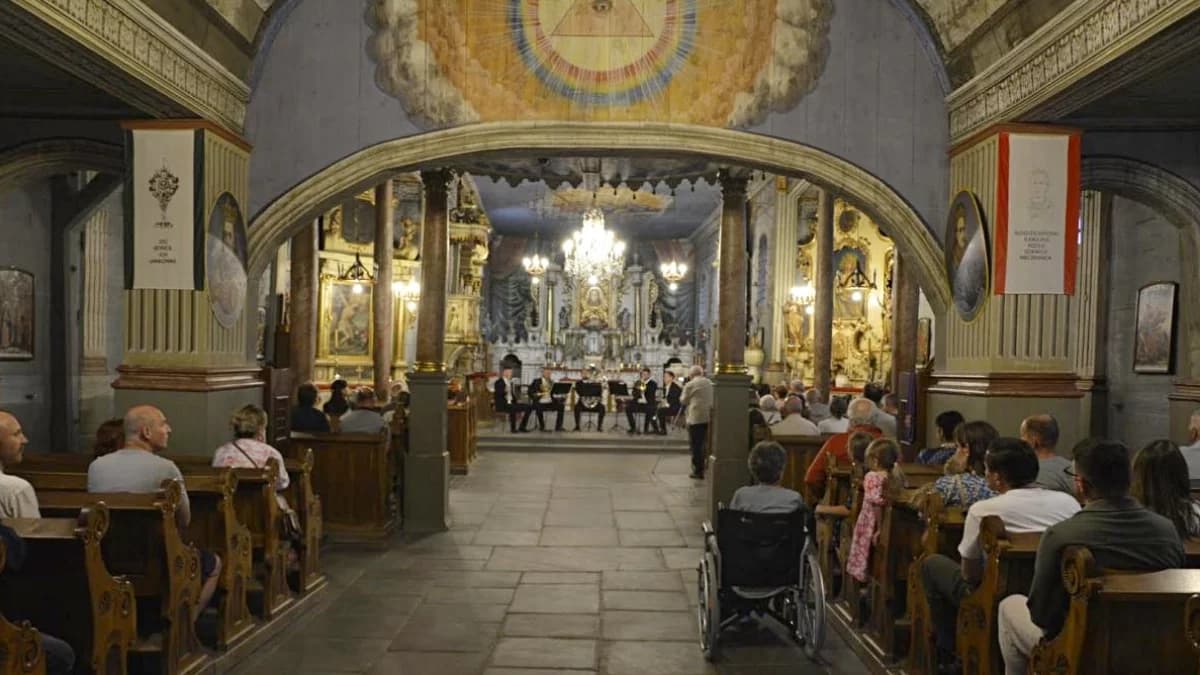 Muzyka klasyczna i filmowa - kwintet Vento Brass zagrał w kościele