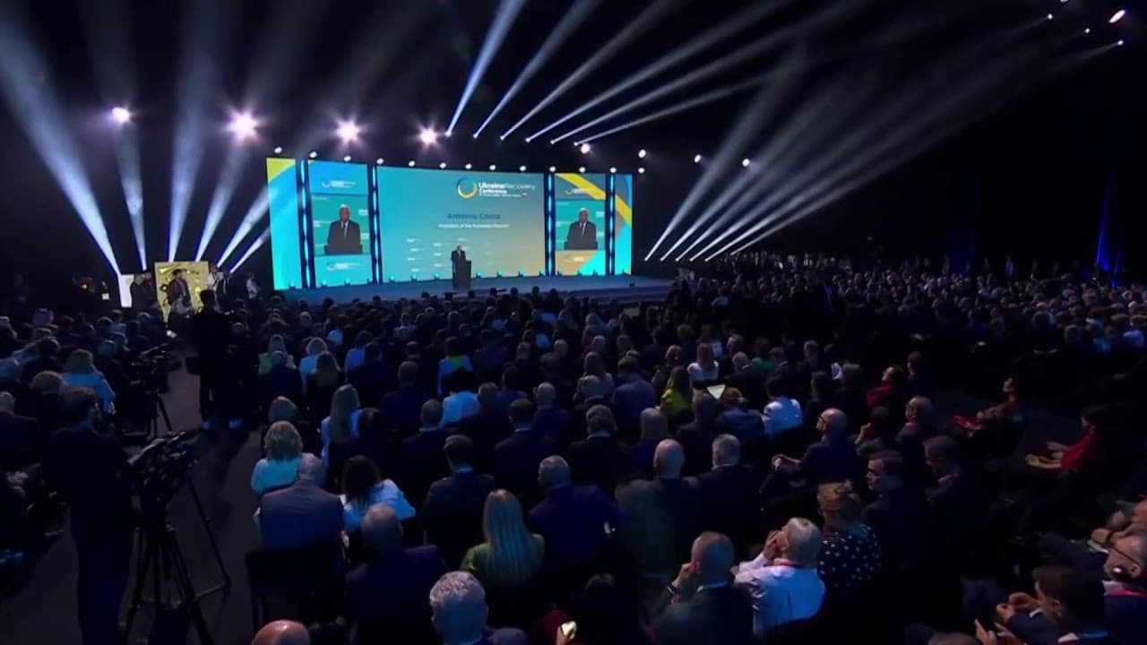 ▶ WIDEO W Gdańsku ruszyła konferencja o odbudowie Ukrainy. W tle umowy warte 10 mld euro W Gdańsku rozpoczęła się dwudniowa konferencja o odbudowie Ukrainy. Spotkanie ma przynieść nowe umowy, finanso…