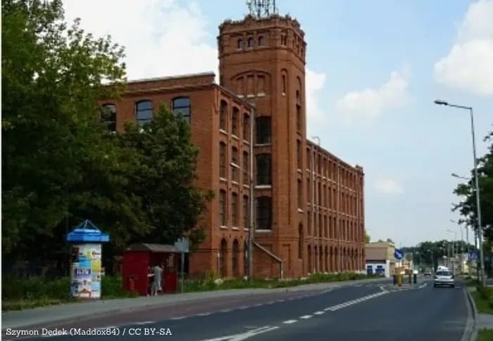Nocne zamknięcie przejazdu przy Słowackiego. Kierowców czekają objazdy