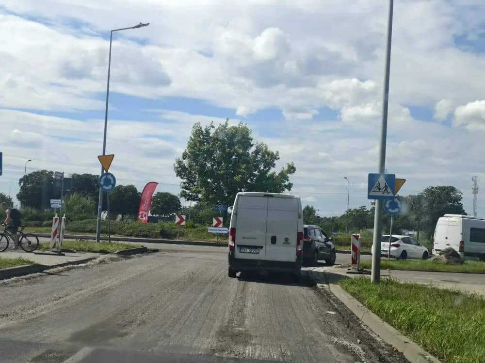 Remonty między rondami powodują korki