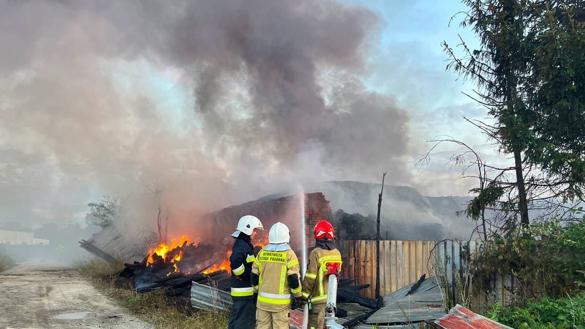 Walka z pożarem na Dolnym Śląsku. Wydano ostrzeżenia do mieszkańców