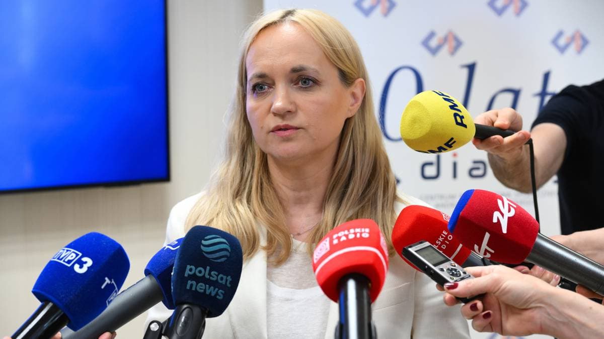 Polacy zapytani o minister zdrowia. Prawie połowa chce dymisji